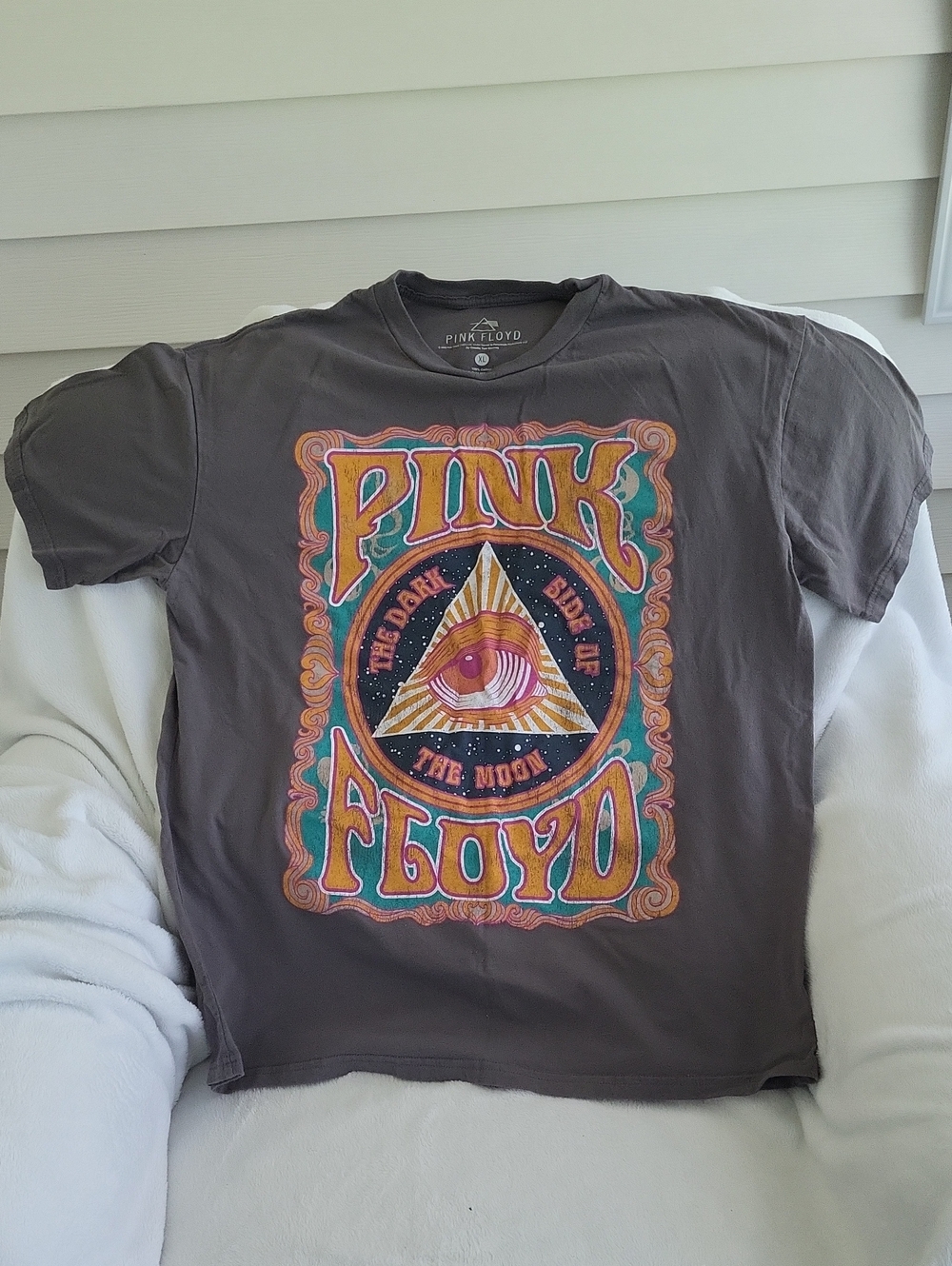 Pink Floyd Tee - Charcoal Gray with Multicolor Graphic Size XL